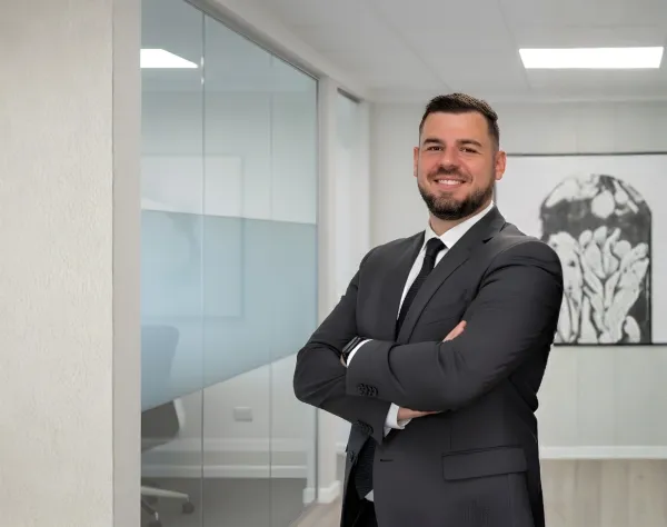 Łukasz Podgórski - autor PrzewodnikAI.pl